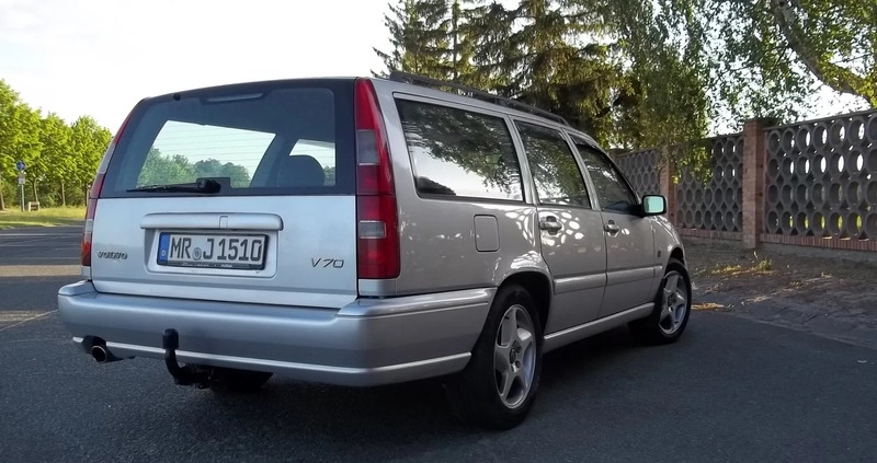 Volvo V70 cena 10999 przebieg: 264000, rok produkcji 1997 z Wołów małe 172